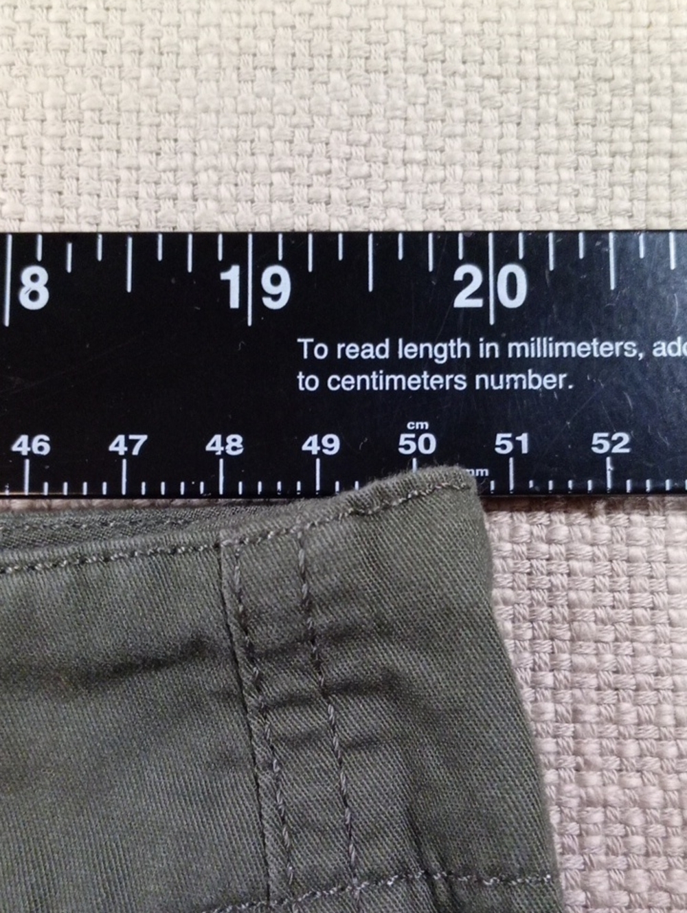 Women's Size 16 Old Navy  Olive Cargo Pants - Picture 7 of 10
